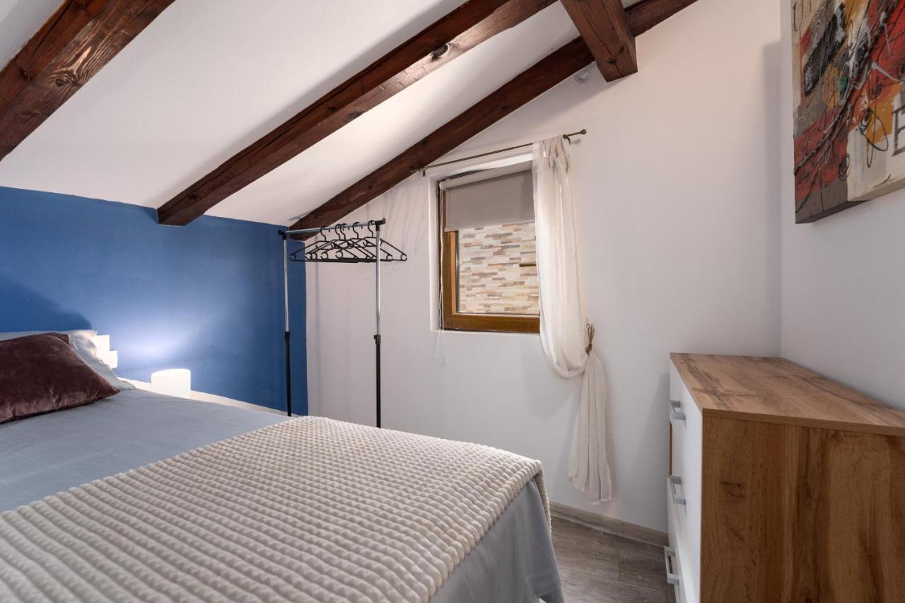 Relax In 2 Bedroom App In Old Town W/Ac And Wifi Rovinj Buitenkant foto